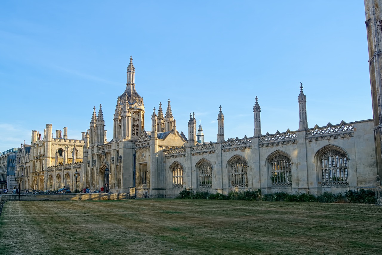 英国中学最新排名，综合教育质量与学术声誉的评价结果出炉